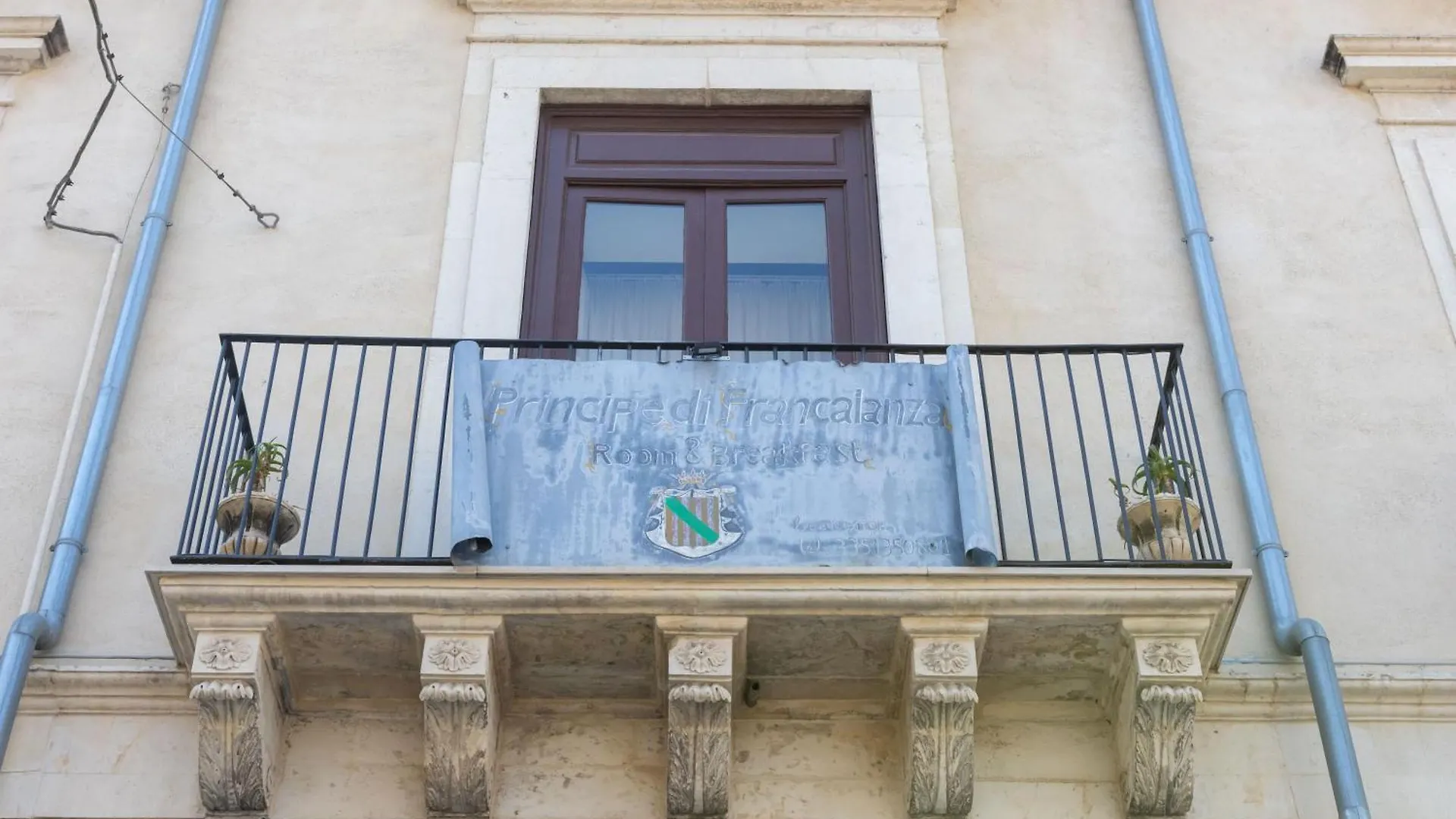 Francalanza City Rooms Catania 3*,